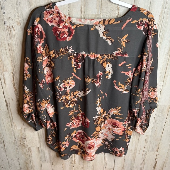 Maurices XXLGray Floral Pullover Sheer Blouse Top Plus - Picture 12 of 16